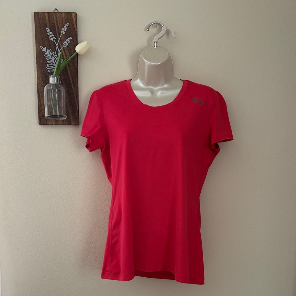 Under Armour Women's Bright Red Short Sleeve Crew Tee